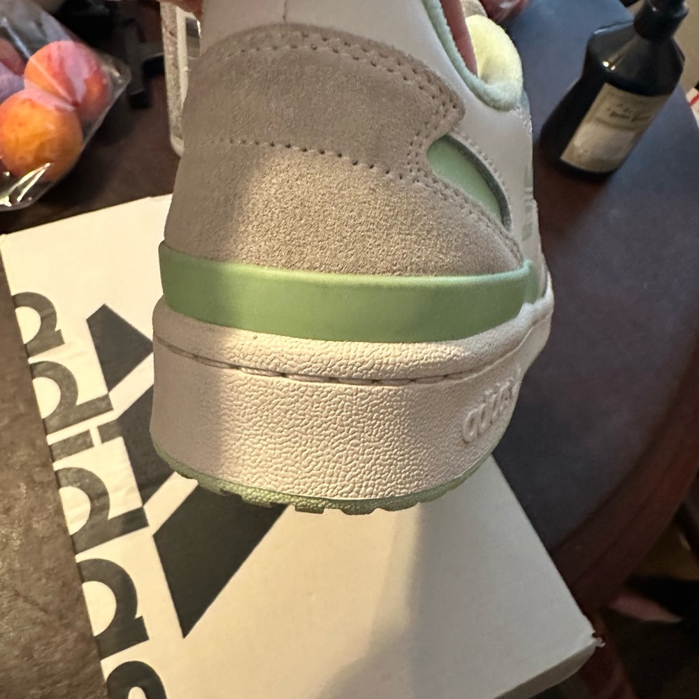 Adidas White and Light Green Trainers - Picture 3 of 4